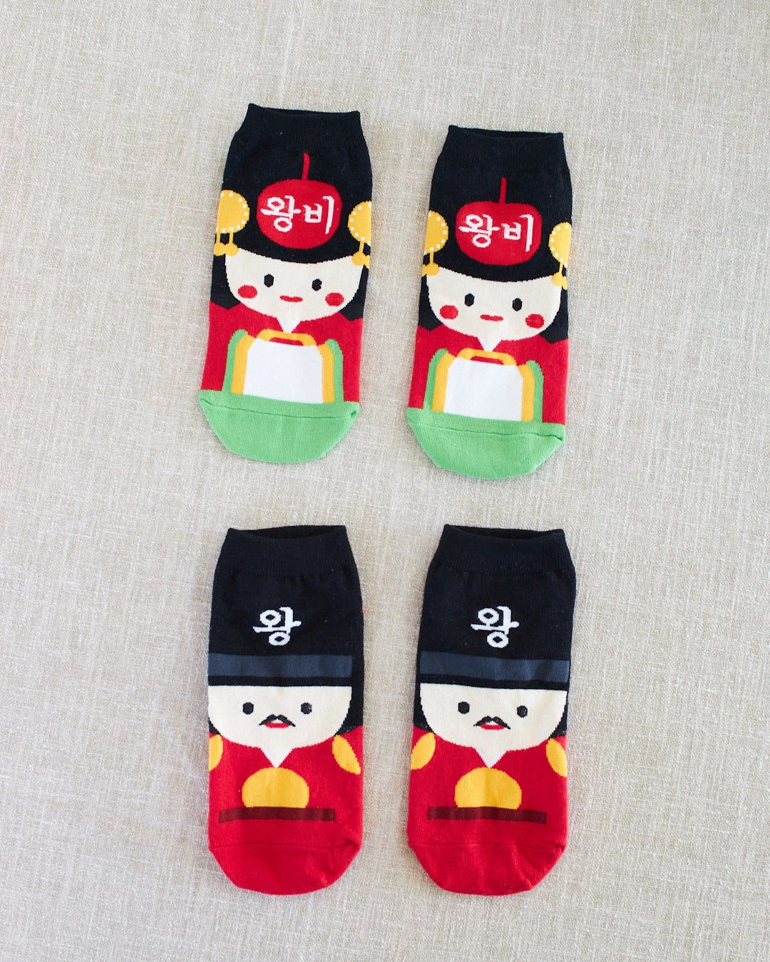 chaussettes coréennes personnage