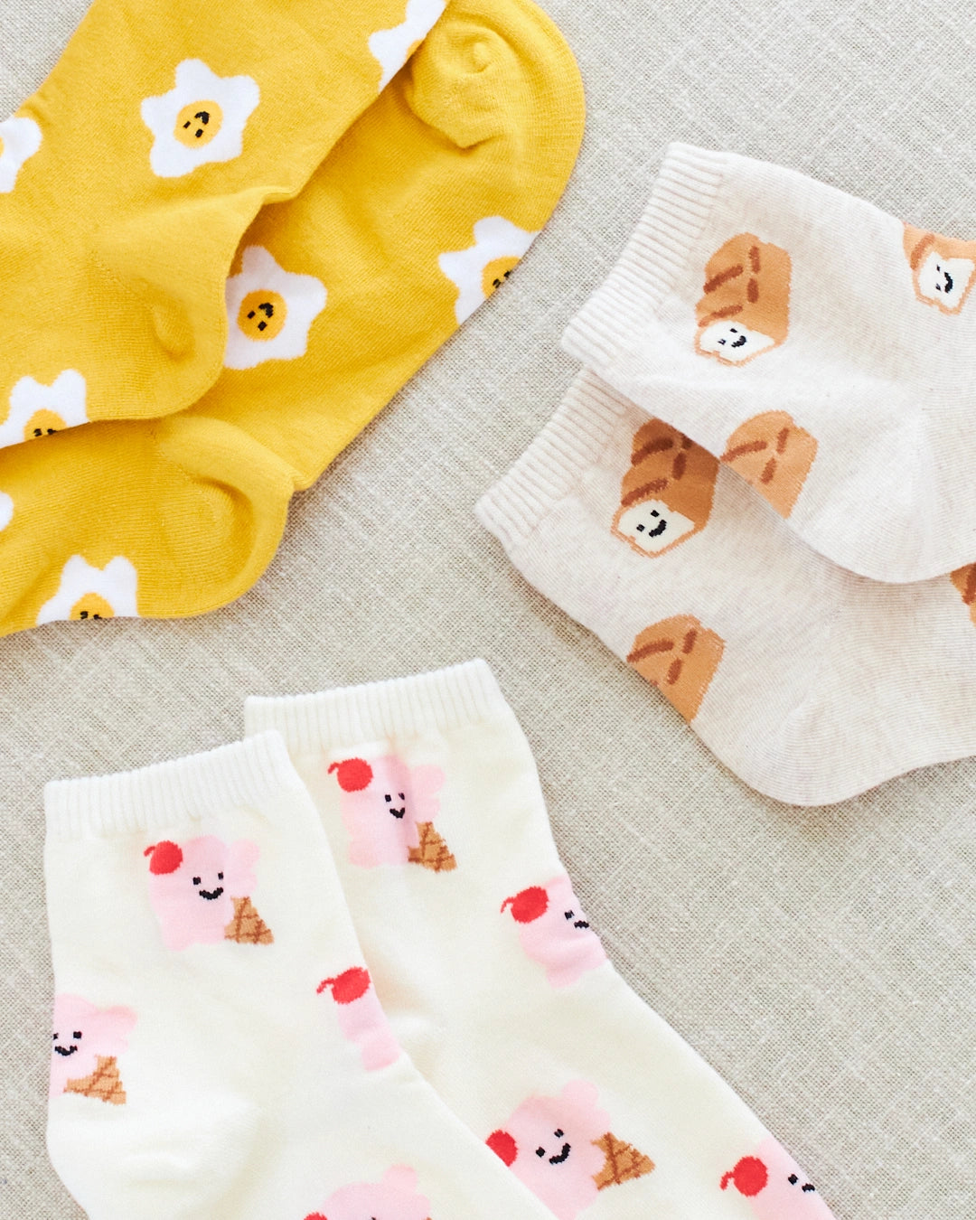 chaussettes coréennes seoul station