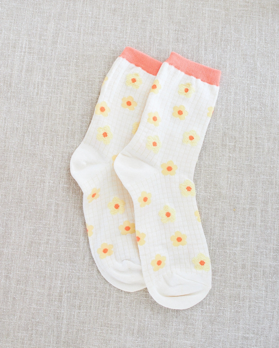 chaussettes couleur marguerites beige