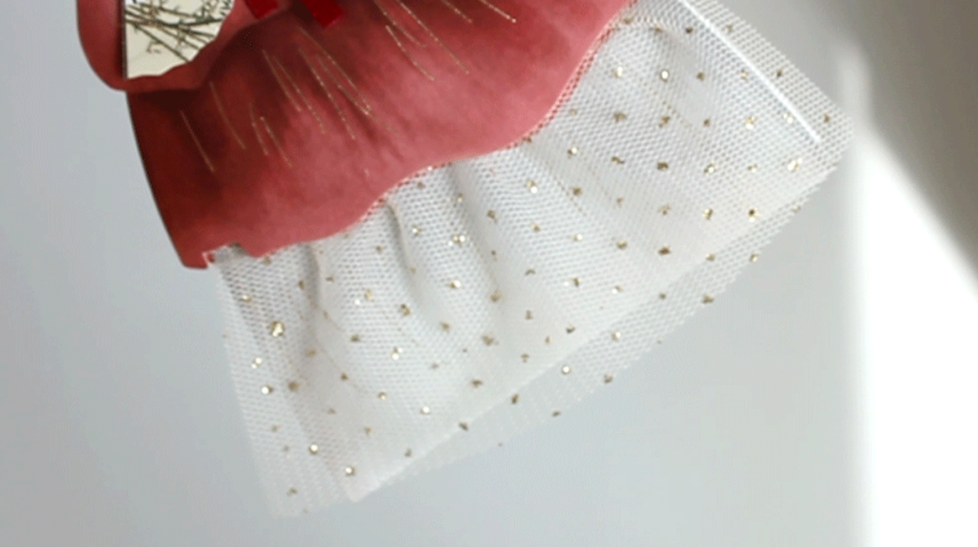 hanbok rouge brillant