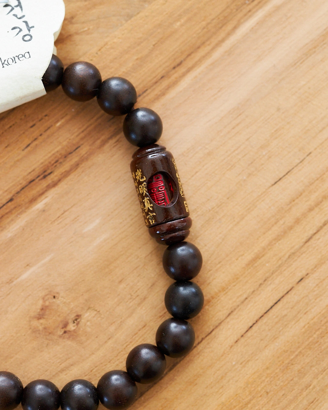 bracelet porte bonheur bois